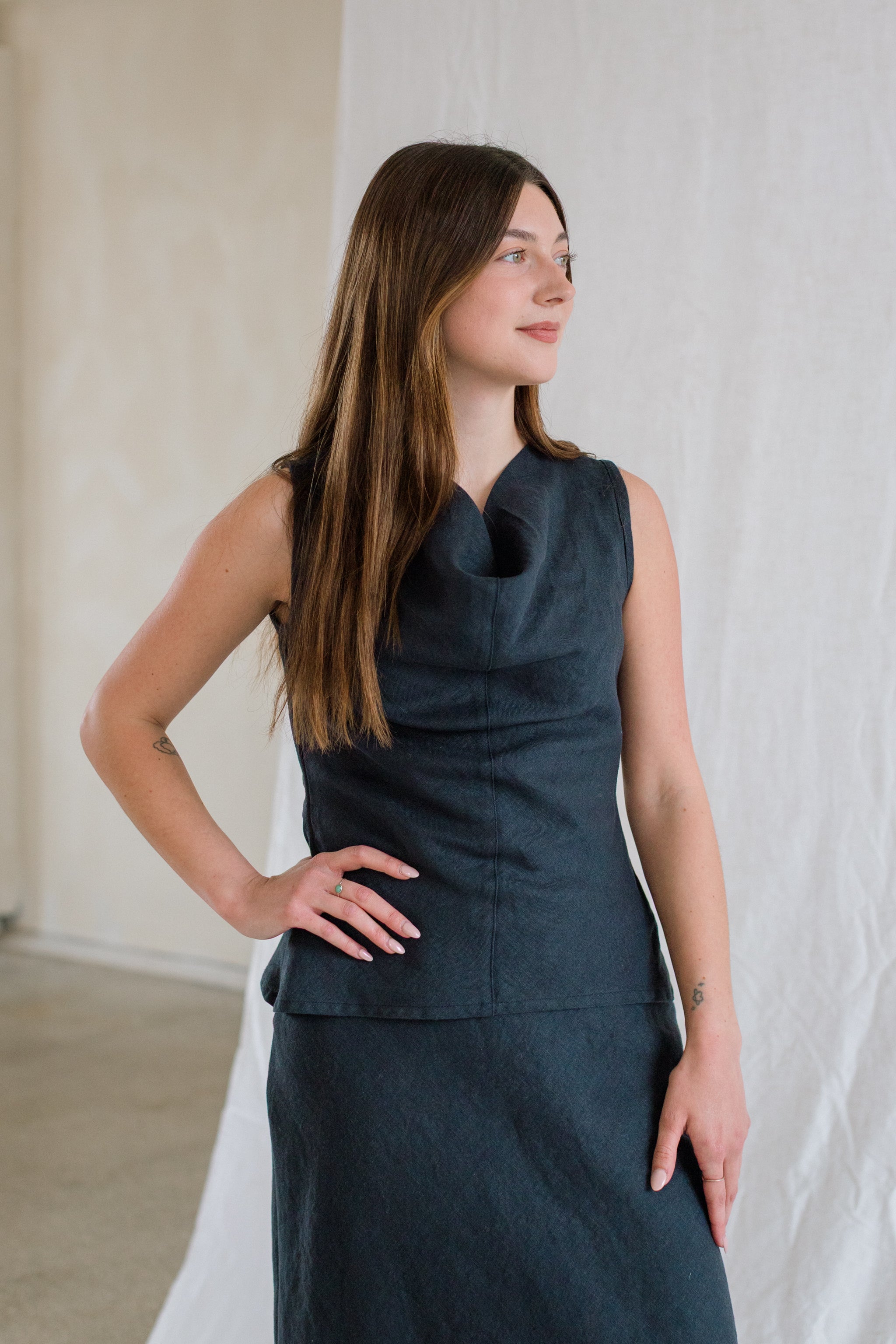 Cowl Top (Ready-To-Ship) - cedarandvine