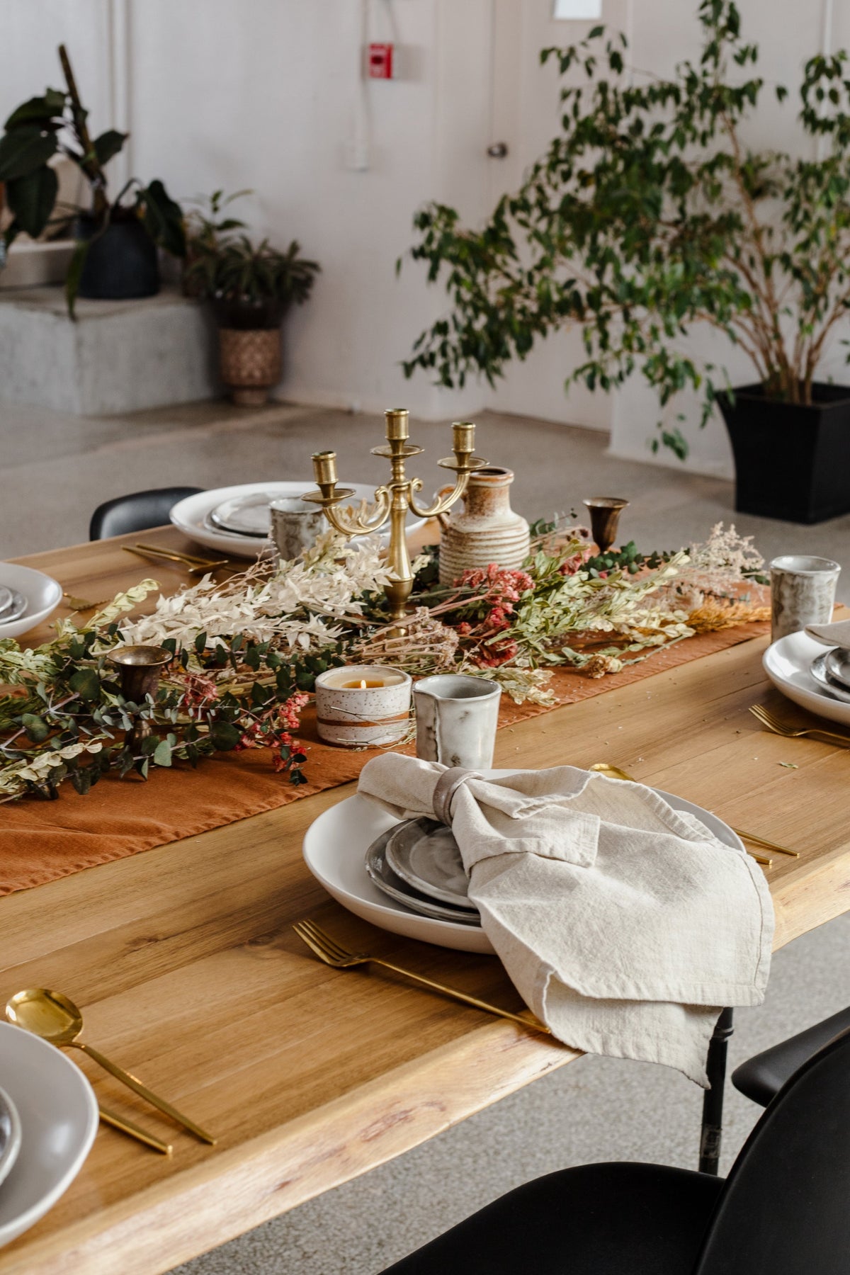 Linen Table Runner - cedarandvine