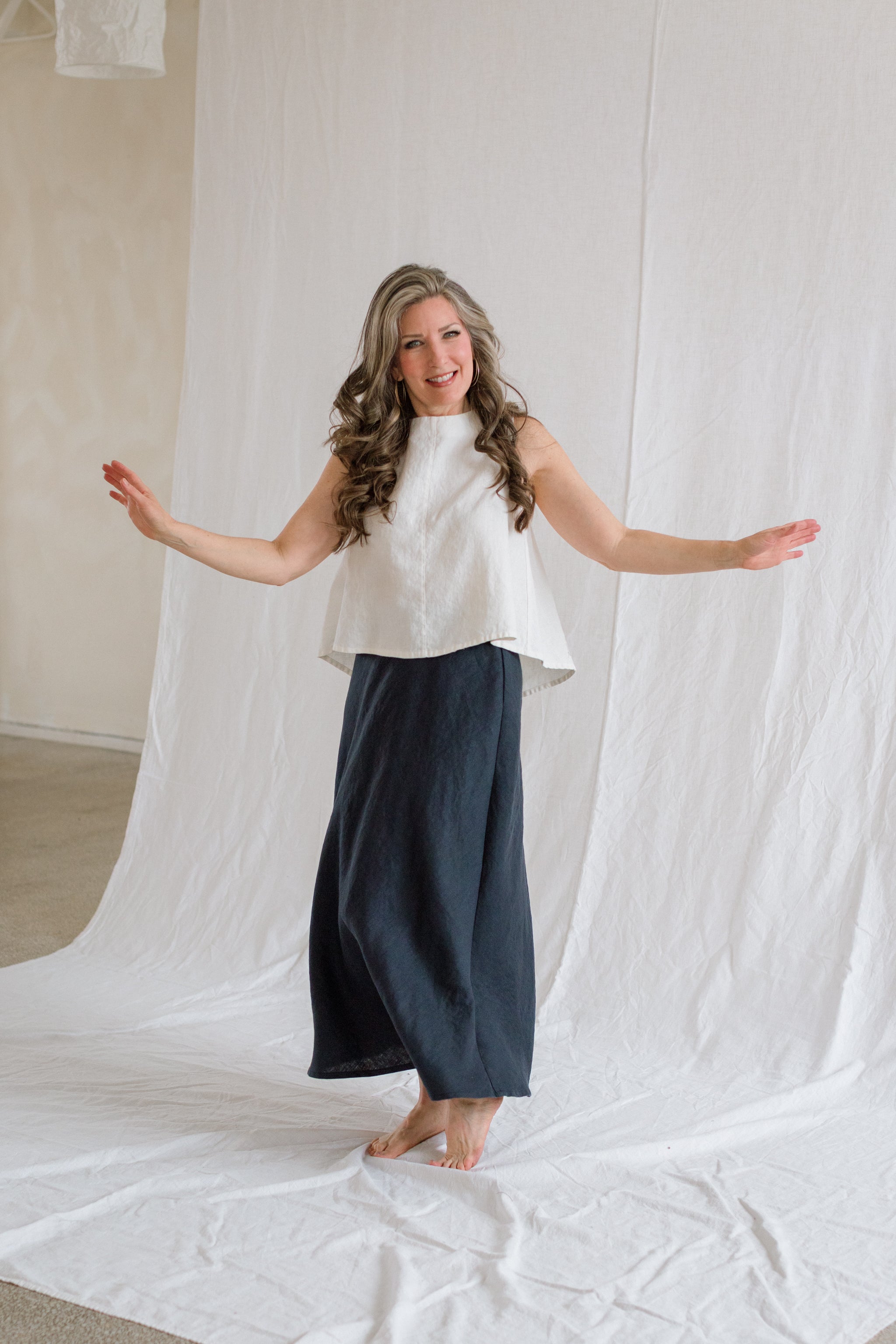 Key-Hole Swing Top (Ready-To-Ship) - cedarandvine