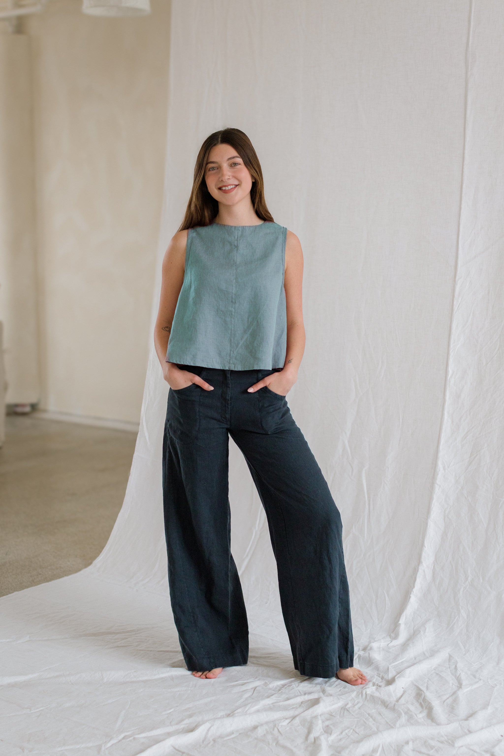 Key-Hole Swing Top (Ready-To-Ship) - cedarandvine
