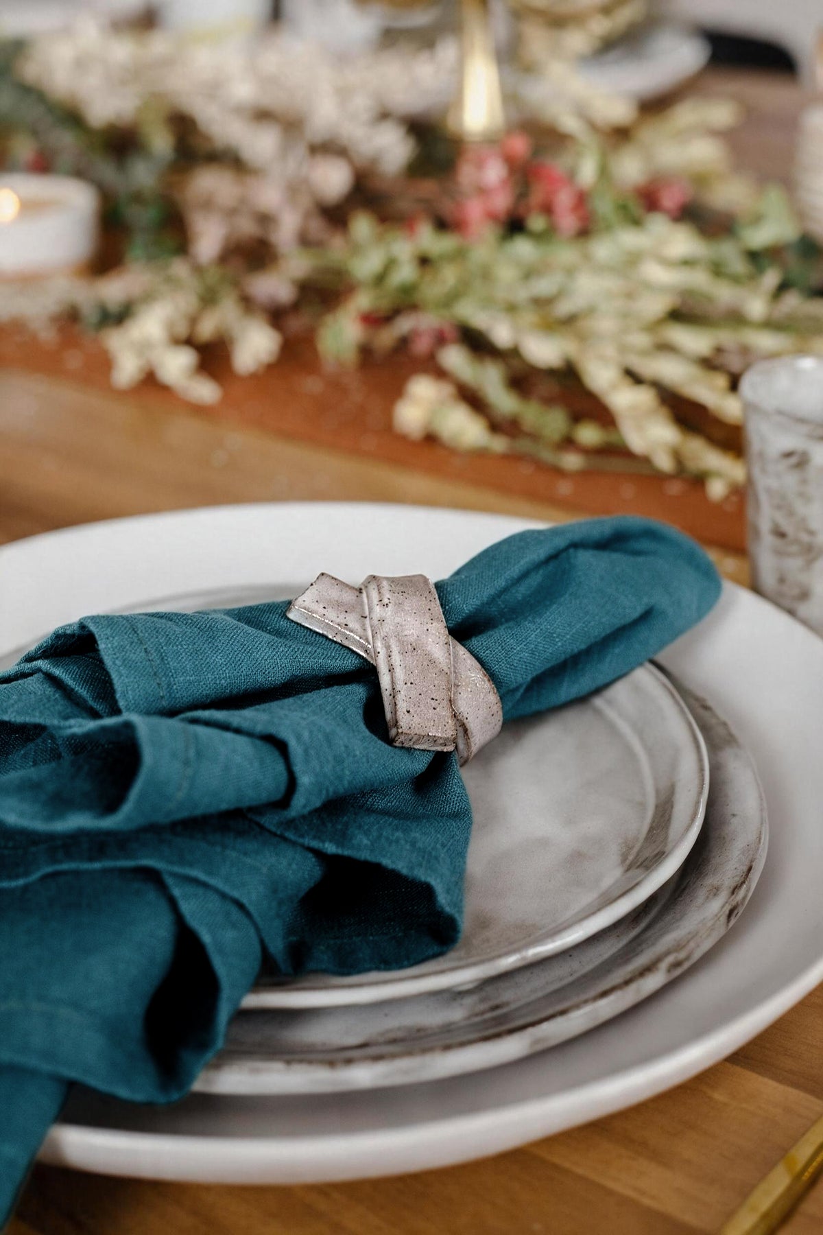 Artist Feature || Clay People Napkin Rings x Linen Napkins