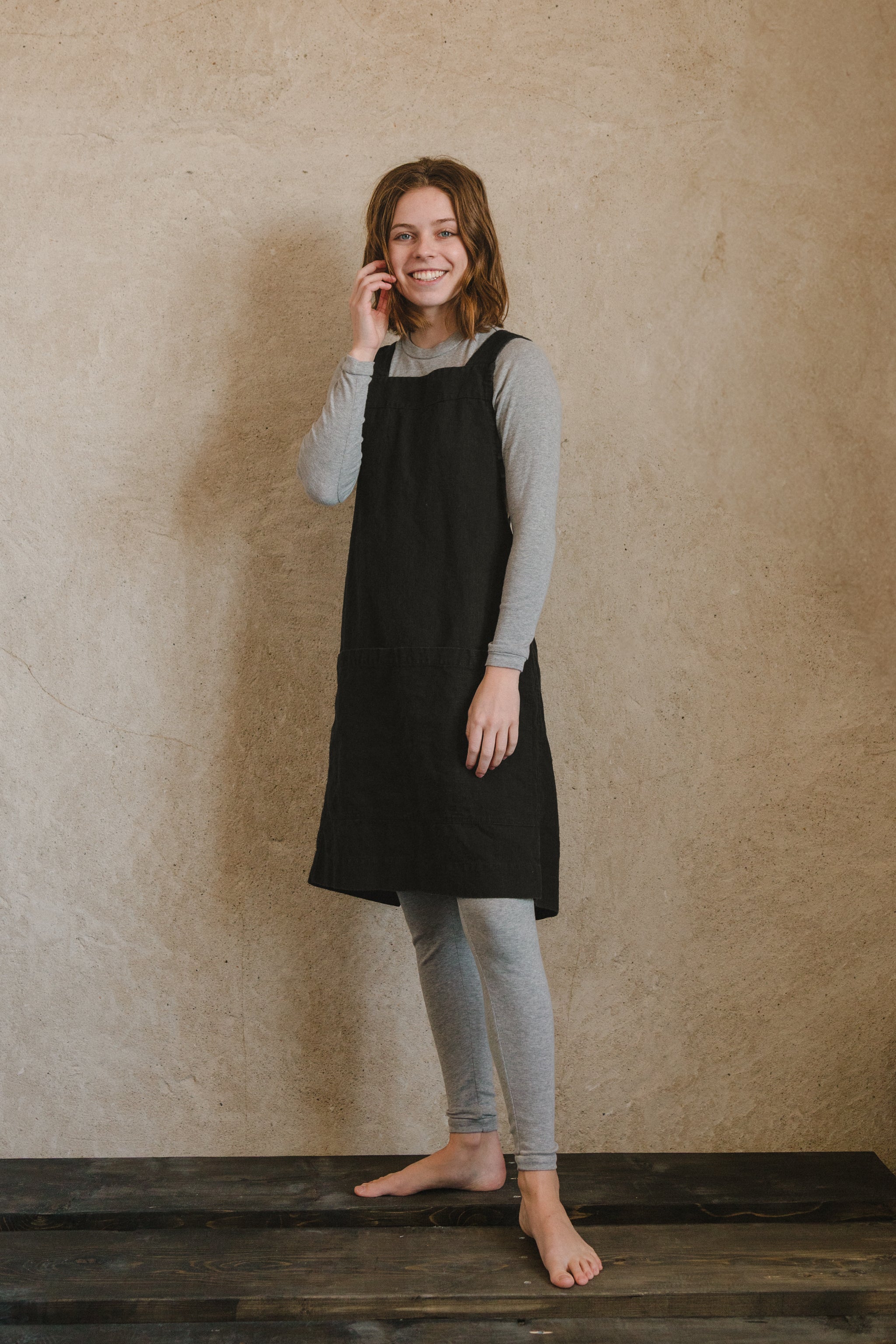 Linen Utility Apron (Ready-To-Ship) - cedarandvine