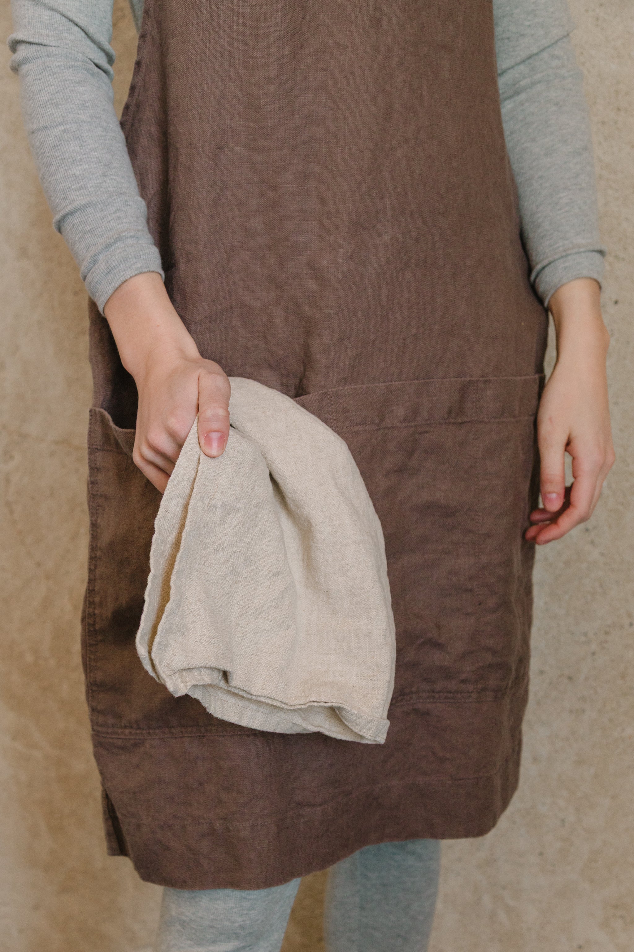 Linen Utility Apron (Ready-To-Ship) - cedarandvine
