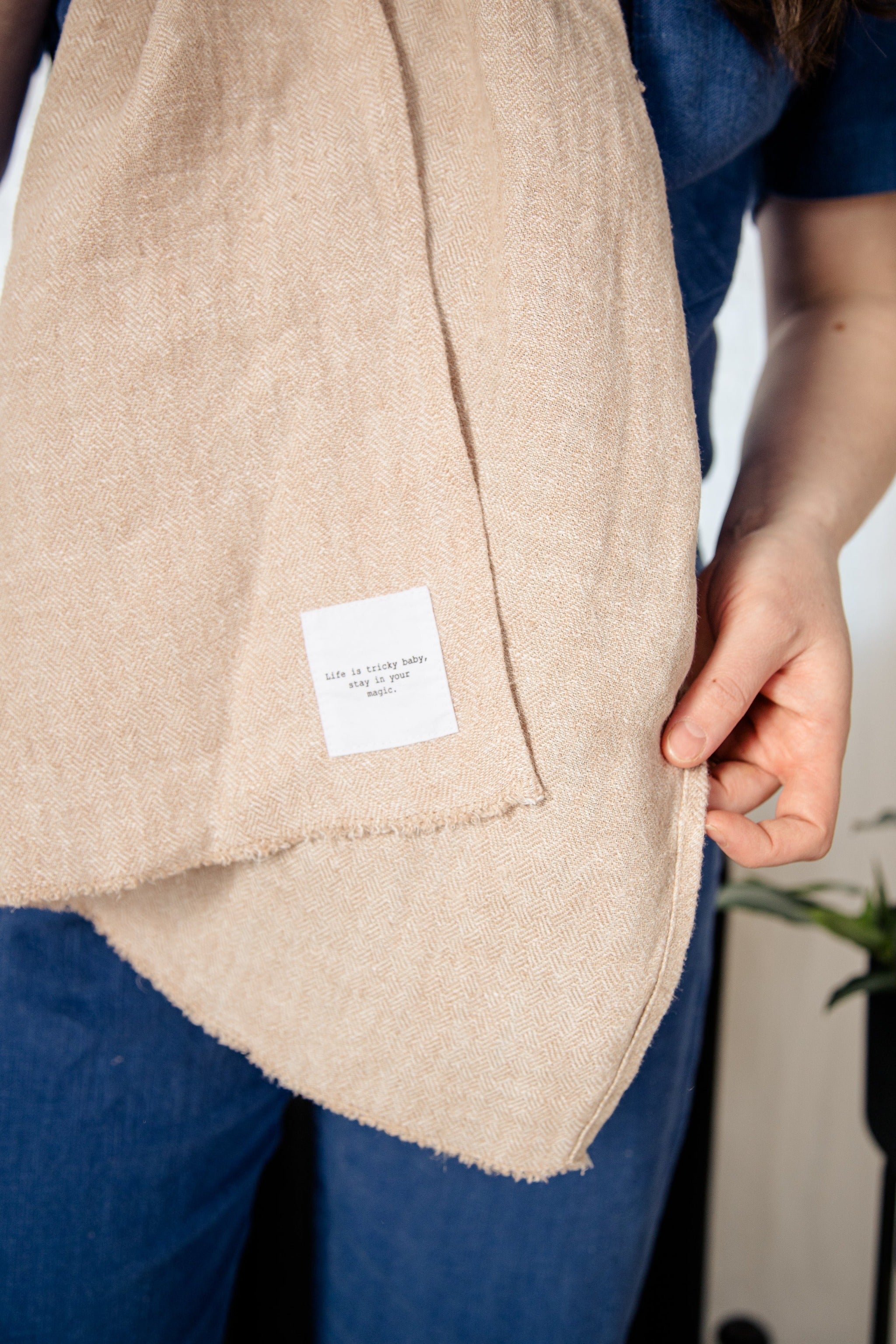 Herringbone Linen Scarf - cedarandvine