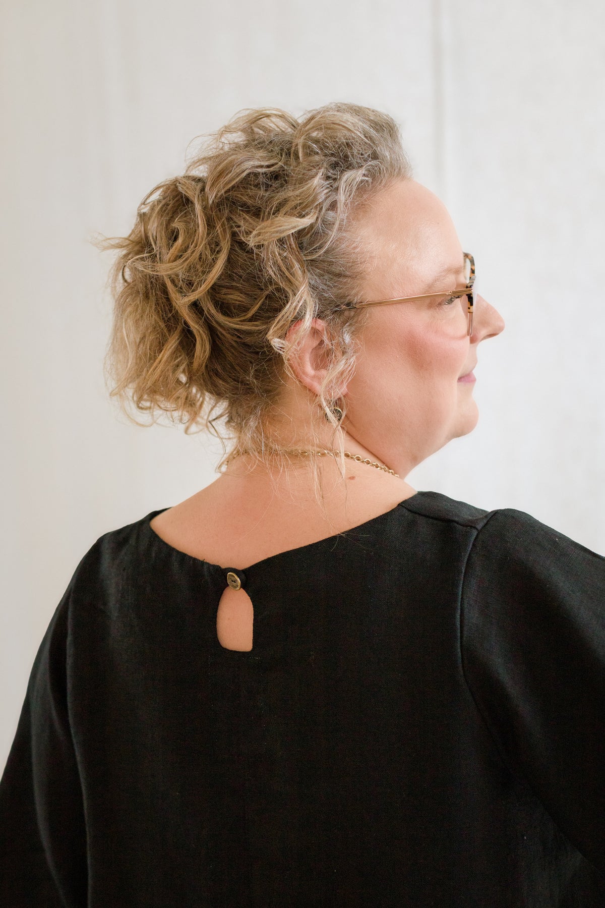 Key-Hole Bishop Blouse