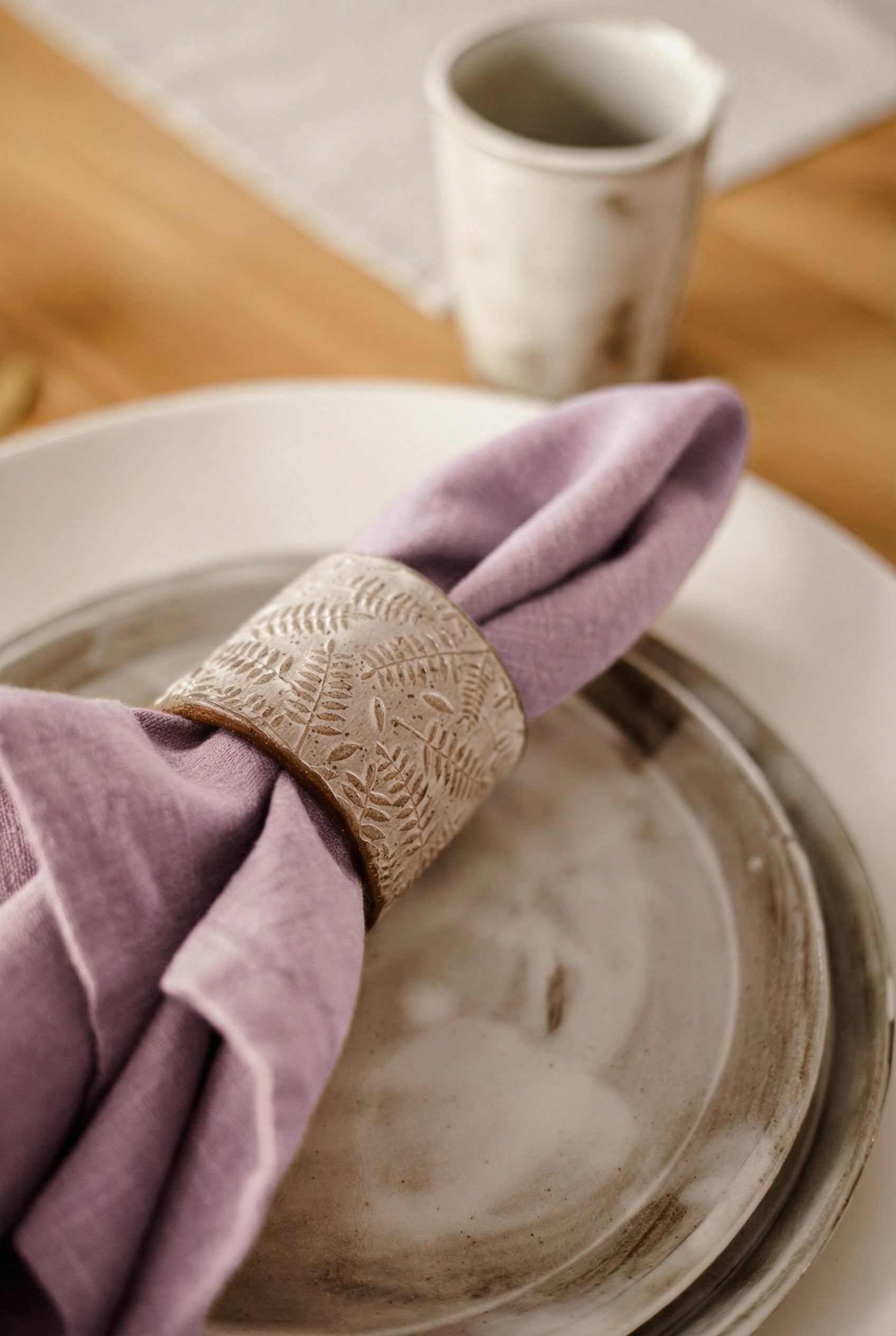 Artist Feature || Clay People Napkin Rings x Linen Napkins - cedarandvine